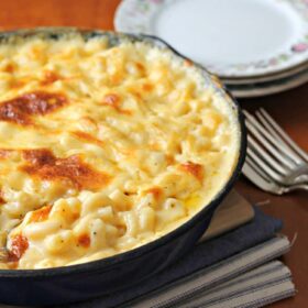 how long do you bake mac and cheese for